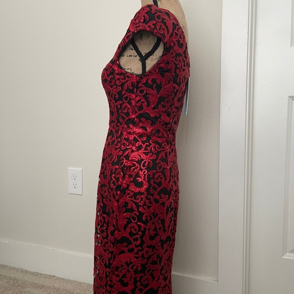 NWT! GORGEOUS ANTONIO MELANI RED AND BLACK LACE OVERLA… - Picture 11 of 13